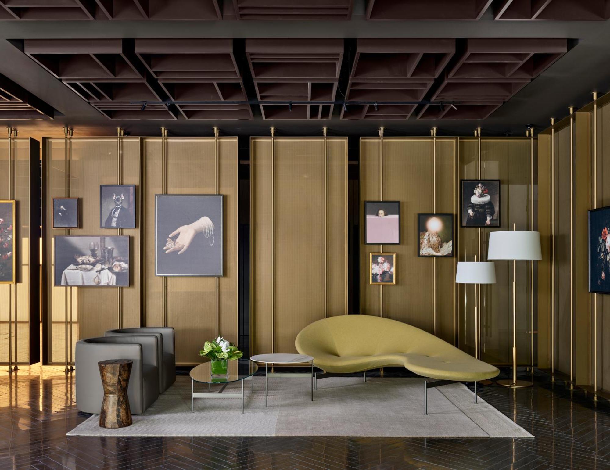 Aka Hotel 4*