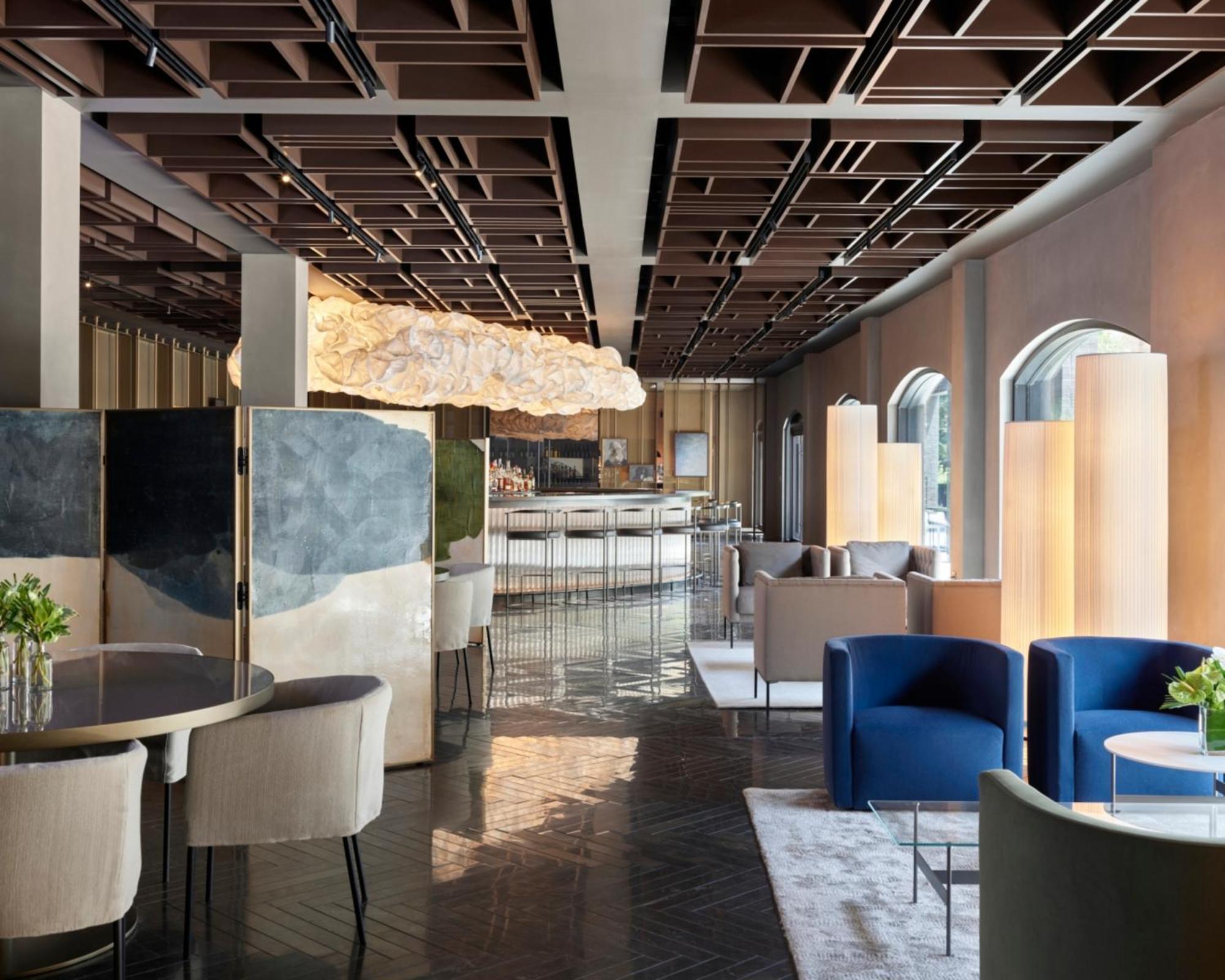 Aka Hotel 4*