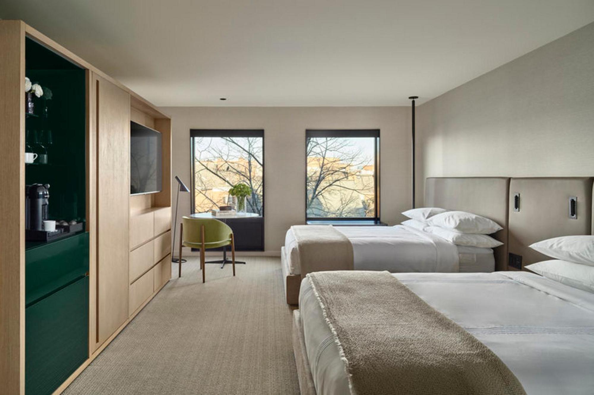 Aka Hotel 4*