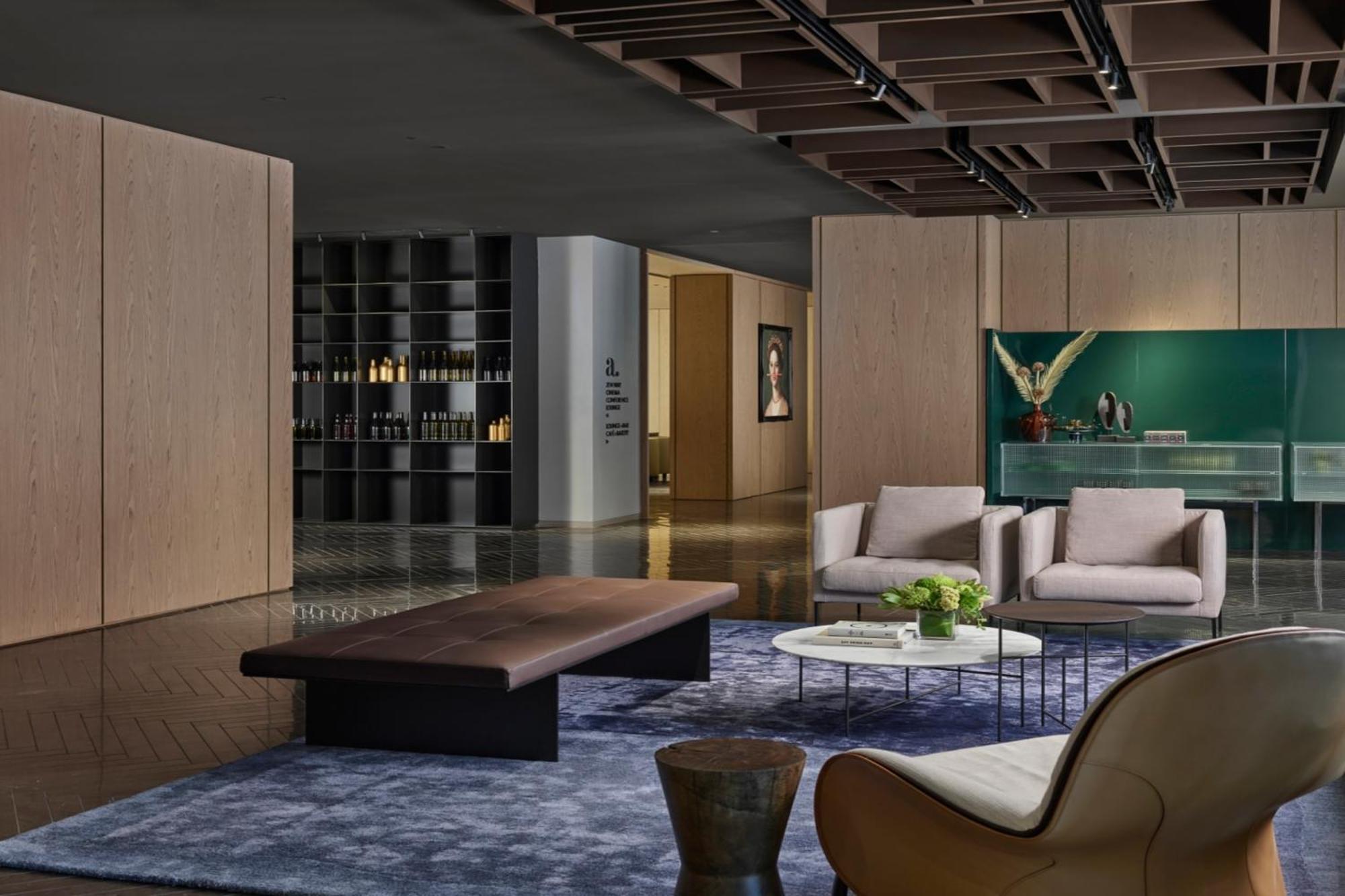 Hotel Aka 4*