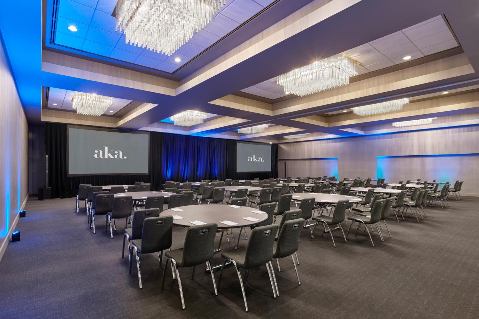 Aka Hotel 4*